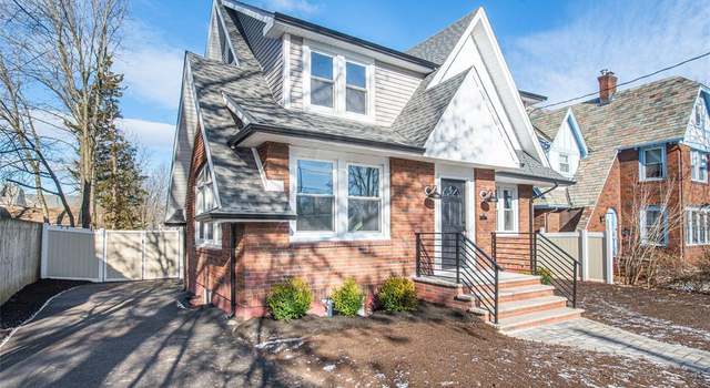 Photo of 984 Queen Anne Rd, Teaneck, NJ 07666