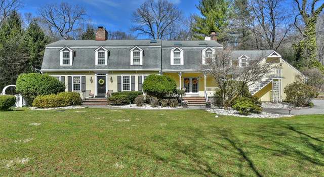 Photo of 881 Circle Ave, Franklin Lakes, NJ 07417