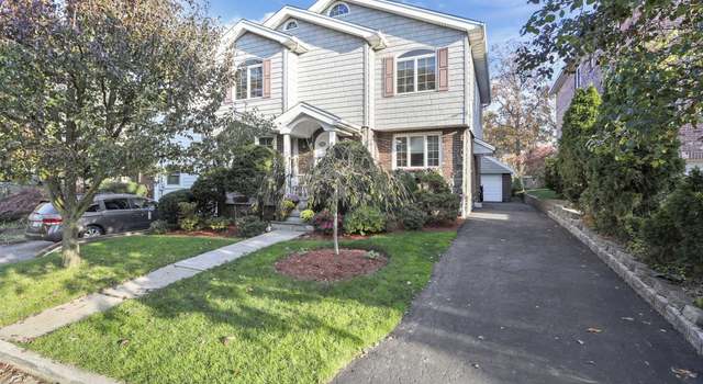 Photo of 14 1st St, Englewood Cliffs, NJ 07632