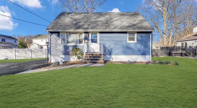 Photo of 43 New Read St, Pequannock Township, NJ 07440