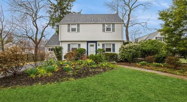 Photo of 96 Minell Pl, Teaneck, NJ 07666