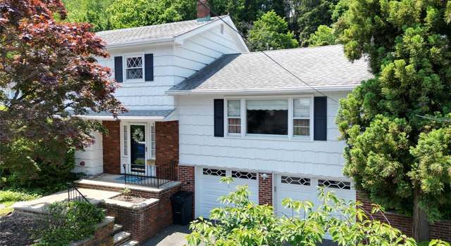 Photo of 7 Mountainside Ter, Clifton, NJ 07013