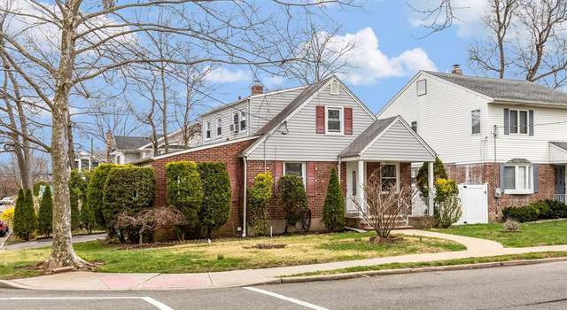 Photo of 115 Sussex Rd, Bergenfield, NJ 07621