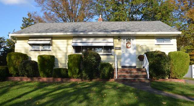 Photo of 18 Scharg Ct, Clifton, NJ 07013