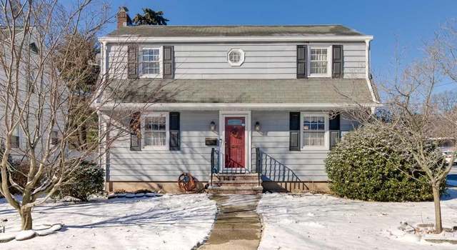 Photo of 802 Hartwell St, Teaneck, NJ 07666