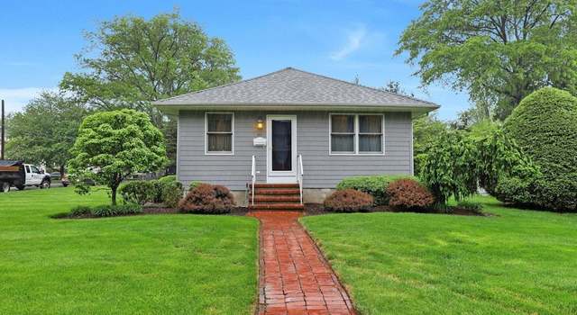 Photo of 302 Walthery Ave, Ridgewood, NJ 07450