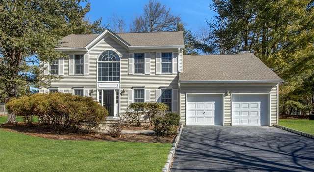 Photo of 34 Knickerbocker Ln, Old Tappan, NJ 07675