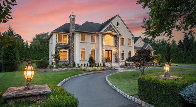 Photo of 109 Garden Ct, Franklin Lakes, NJ 07417