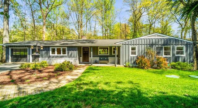 Photo of 90 Locust Ln, Upper Saddle River, NJ 07458
