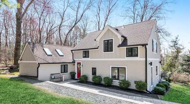Photo of 1045 Saddle River Rd, Ho-ho-kus, NJ 07423