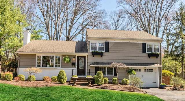 Photo of 33 Addison Pl, Ho-ho-kus, NJ 07423