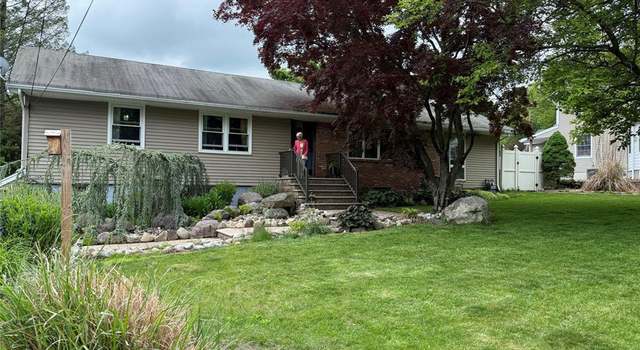 Photo of 131 Star Lake Rd, Bloomingdale, NJ 07403