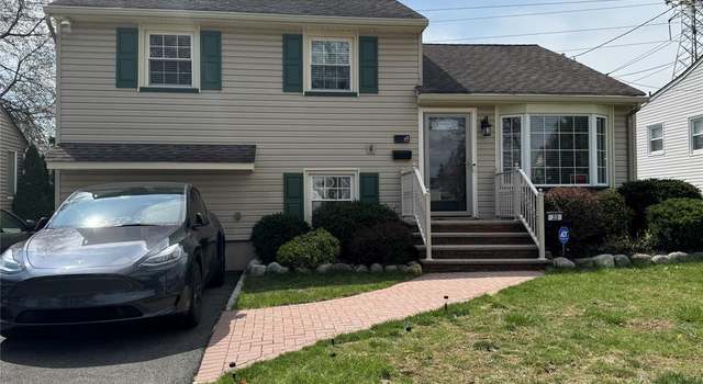 Photo of 23 Donna Ct, Nutley, NJ 07110