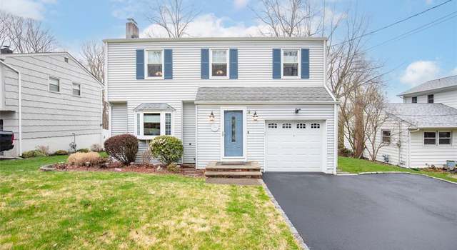 Photo of 51 Iroquois Ave, Oakland, NJ 07436