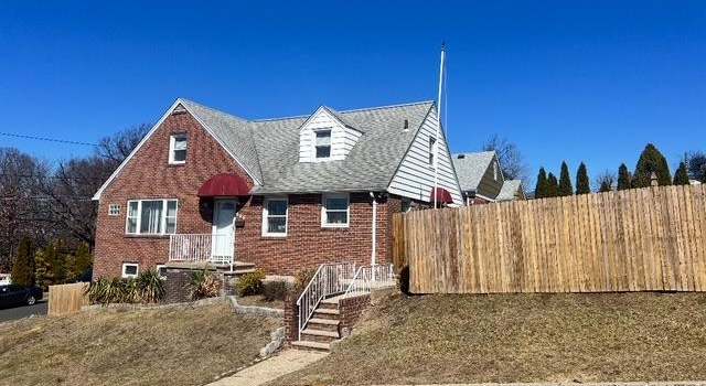 Photo of 555 Victory Ave, Ridgefield, NJ 07657