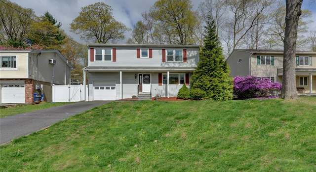 Photo of 14 Smoke Rise Rd, Hopatcong, NJ 07843