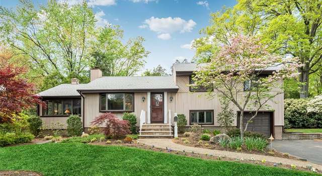 Photo of 7 Chestnut Pl, Ho-ho-kus, NJ 07423