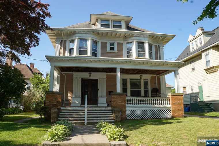 Photo of 266-268 Montclair Ave Newark, NJ 07104