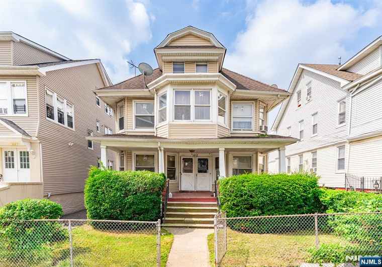 Photo of 164 Renner Ave Newark, NJ 07112