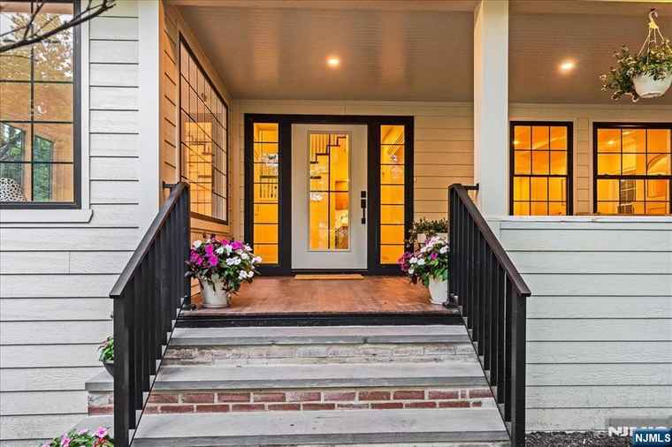 Photo of 69 Christopher St Montclair, NJ 07042