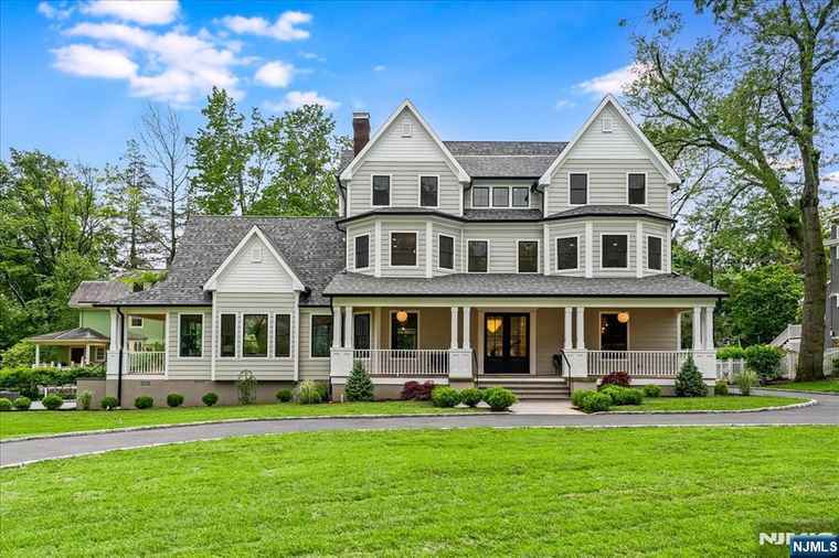 Photo of 180 Union St Montclair, NJ 07042
