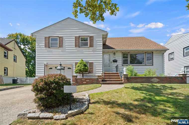 Photo of 280 Urma Ave Clifton, NJ 07013