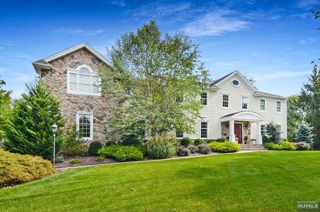 Upper Saddle River Nj >> 28 Peach Tree Pl Upper Saddle River Nj 07458 5 Beds 3 Baths Upper Saddle River Nj >> 28 Peach Tree Pl Upper Saddle River Nj 07458 5 Beds 3 Baths