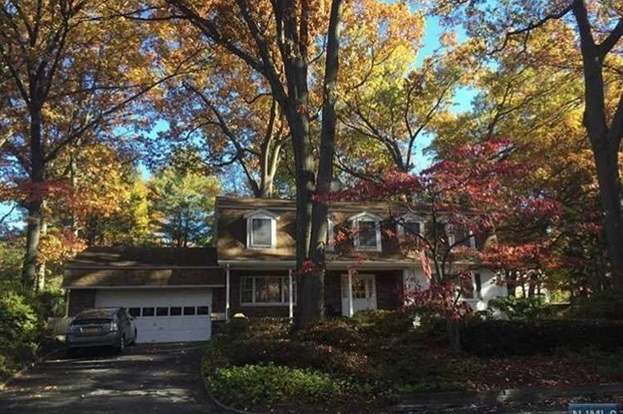 145 Maple Ave Closter Nj 07624 Mls 1844757 Redfin