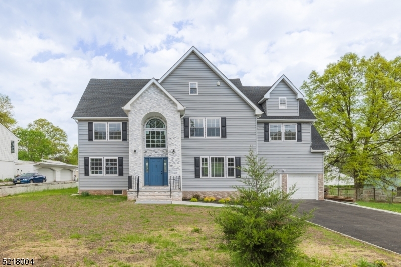 182 Finderne Ave, Bridgewater Twp., NJ 08807-3038 | MLS# 3842275 | Redfin