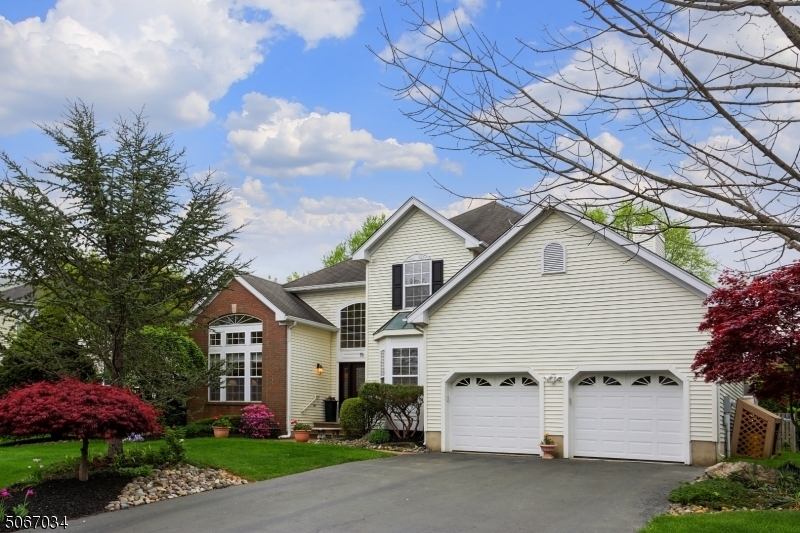 15 Primrose Ln, East Brunswick Twp., NJ 088165512 MLS 3710485 Redfin
