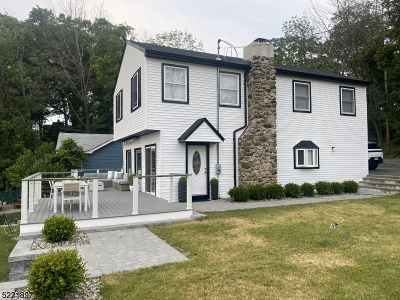 8 Walton Rd, Hopatcong Boro, NJ 078431825 MLS 3844570 Redfin