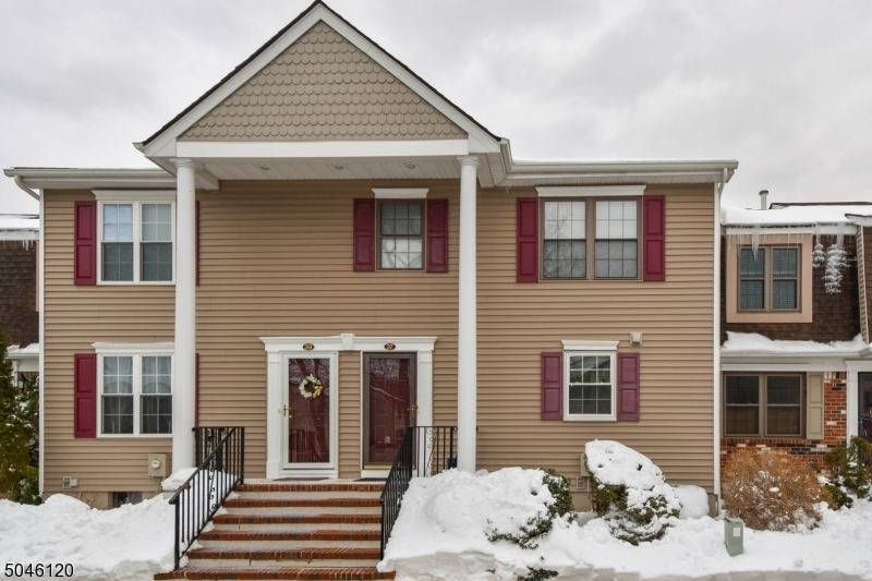37 HERITAGE Ln, Woodbridge Twp., NJ 088631464 MLS 3690643 Redfin