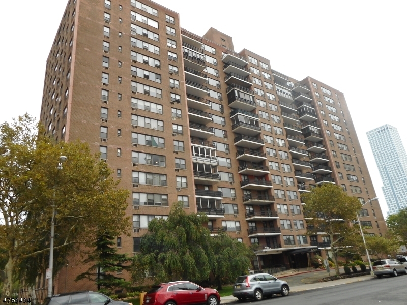 10 Huron Ave Jersey City