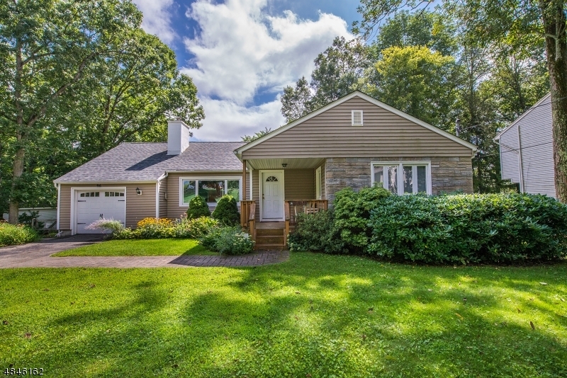 96 W SHAWNEE Trl, Jefferson Twp., NJ 07849 MLS 3509712 Redfin