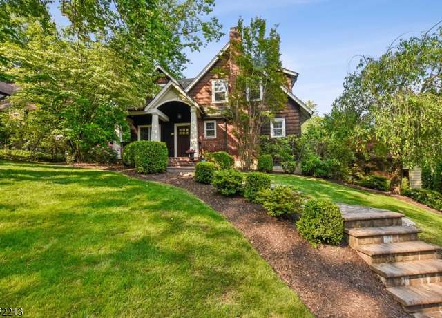 Property at 89 Maple St, Millburn Twp., NJ 07041-2113, 5 beds, 3.5 baths