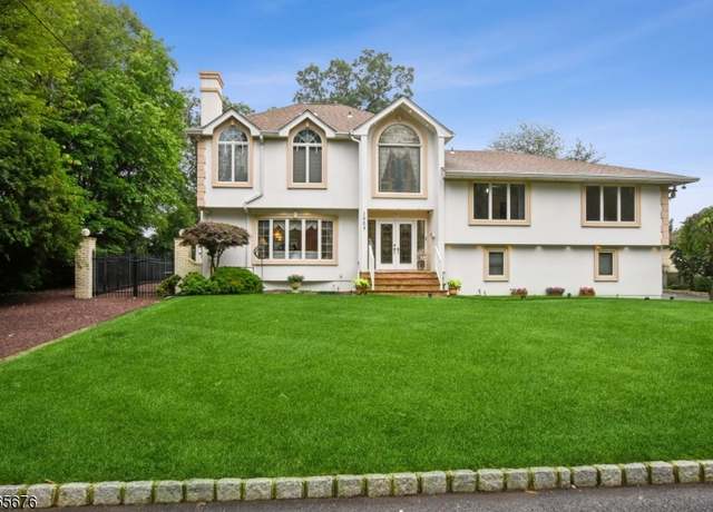 Property at 1503 Woodacres Dr, Mountainside Boro, NJ 07092-1729, 4 beds, 3.5 baths