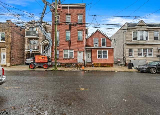 Property at 316-318 John St, Elizabeth City, NJ 07202-4088, 6 beds, 4 baths