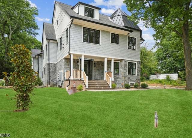 Property at 603 Springfield Ave #104, Summit City, NJ 07901-4503, 4 beds, 3 baths