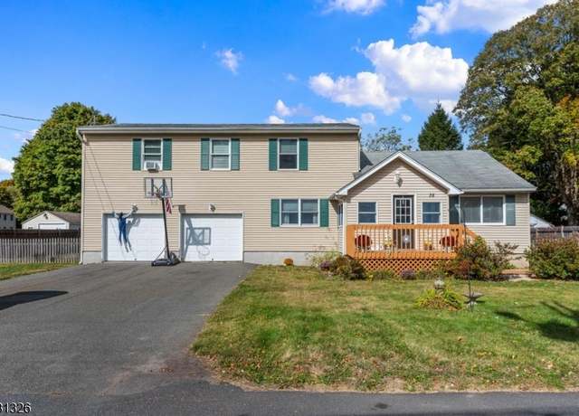 Property at 35 Forest Rd, Mount Olive Twp., NJ 07828, 4 beds, 2 baths