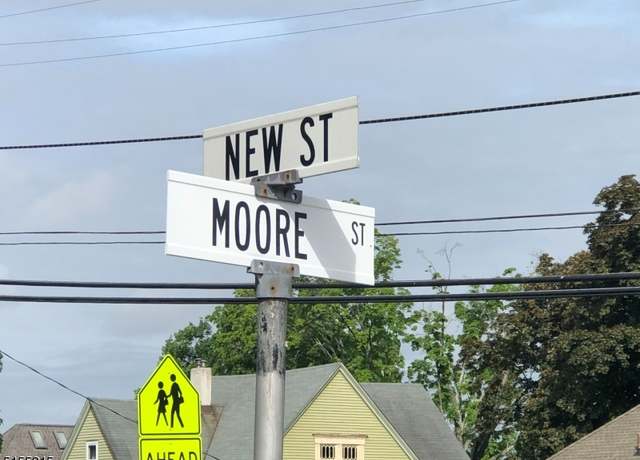 Property at 7 New St, Hampton Boro, NJ 08827-2727