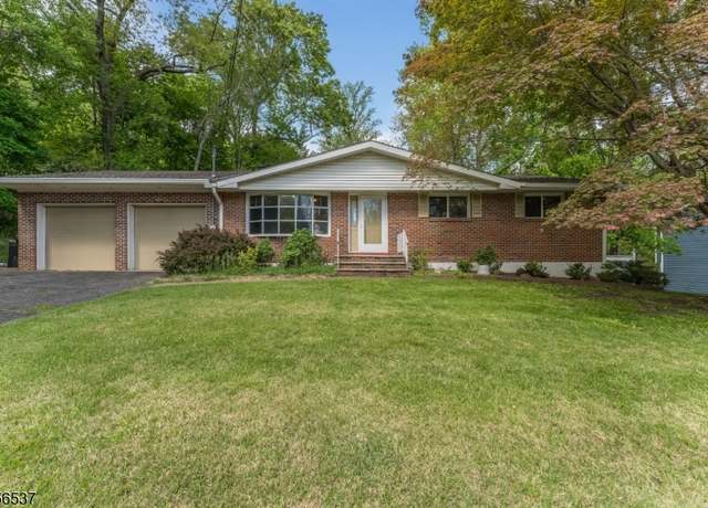Property at 309 2Nd St, Hackettstown Town, NJ 07840-1303, 3 beds, 2 baths