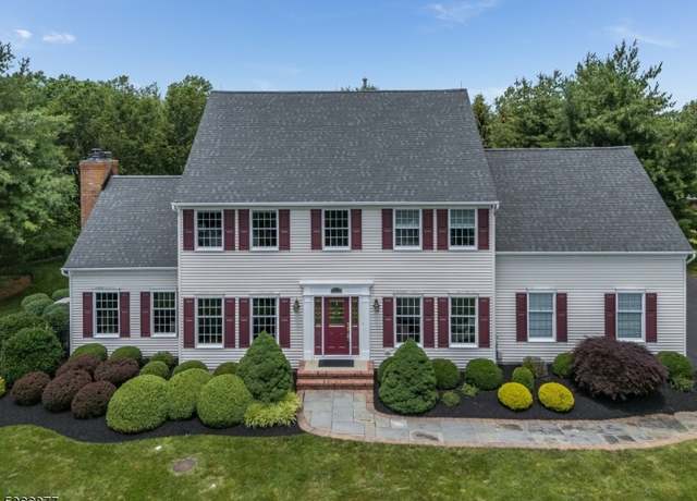 Property at 4 Coryell Ct, Raritan Twp., NJ 08822-1997, 4 beds, 2.5 baths