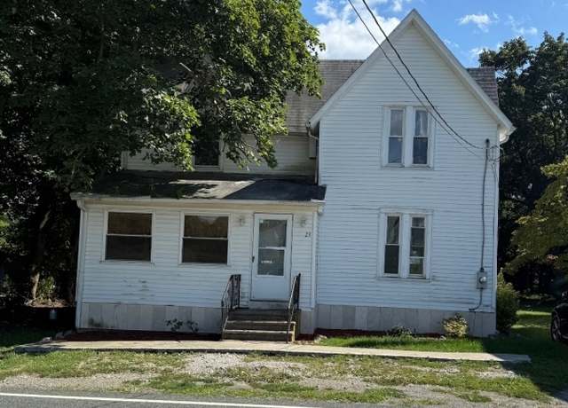 Property at 23 Bloomsbury Rd, Franklin Twp., NJ 08802-1008, 3 beds, 1 bath