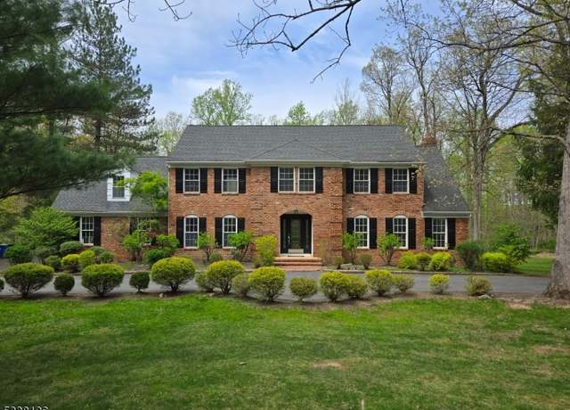 Property at 17 Forest Dr, Warren Twp., NJ 07059-5832, 4 beds, 3.5 baths