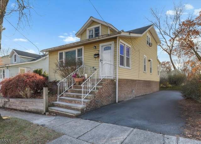 Property at 424 S 8Th Ave, Highland Park Boro, NJ 08904-3008, 3 beds, 2 baths