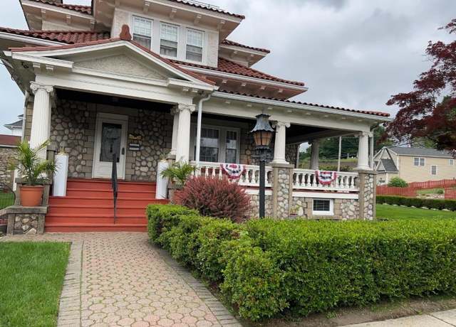Property at 21 Lincoln Ave, Dover Town, NJ 07801-3513, 4 beds, 2 baths