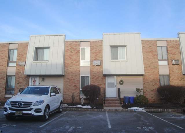 Property at 589 Auten Rd #2, Hillsborough Twp., NJ 08844-5045, 2 beds, 1.5 baths