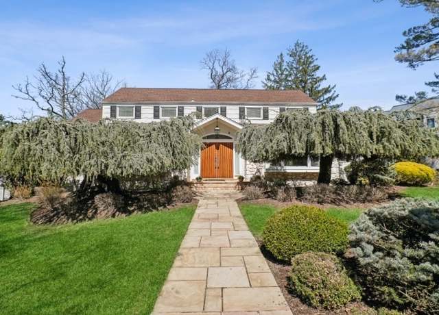 Property at 39 Westview Rd, Millburn Twp., NJ 07078-1223, 5 beds, 3.5 baths