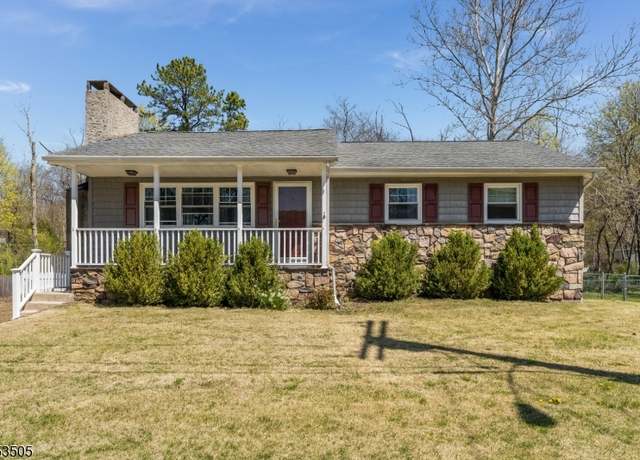 Property at 21 Mill St, Stockton Boro, NJ 08559-2128, 3 beds, 1.5 baths