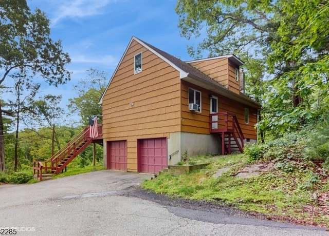 Property at 6 A & B Jans Way, Byram Twp., NJ 07821-3217, 3 beds, 3 baths